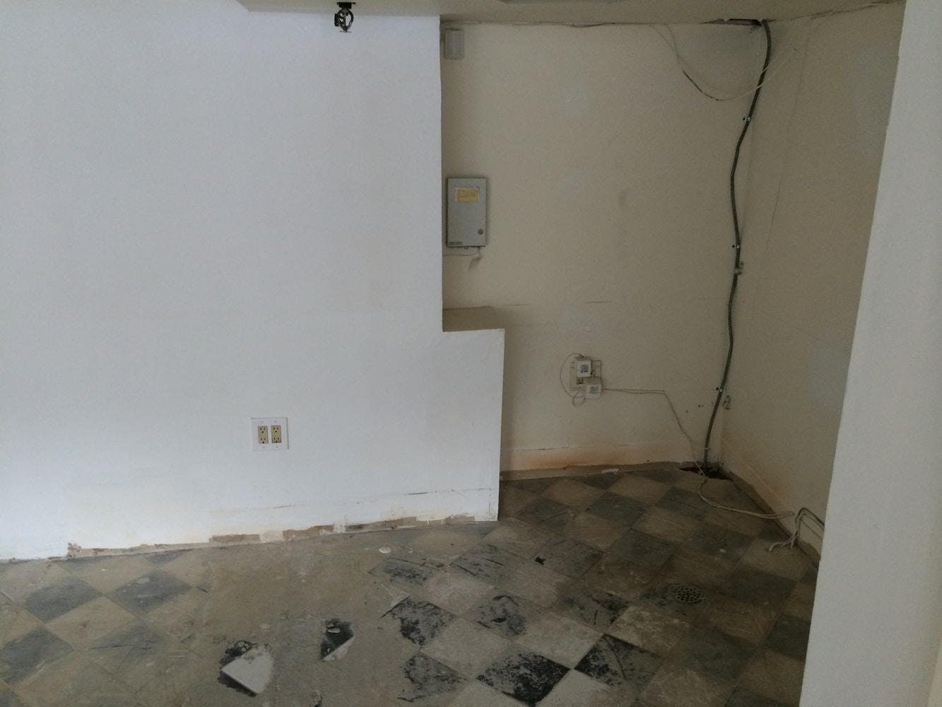 Savvy Beauty Salon - Forest Hills, NY