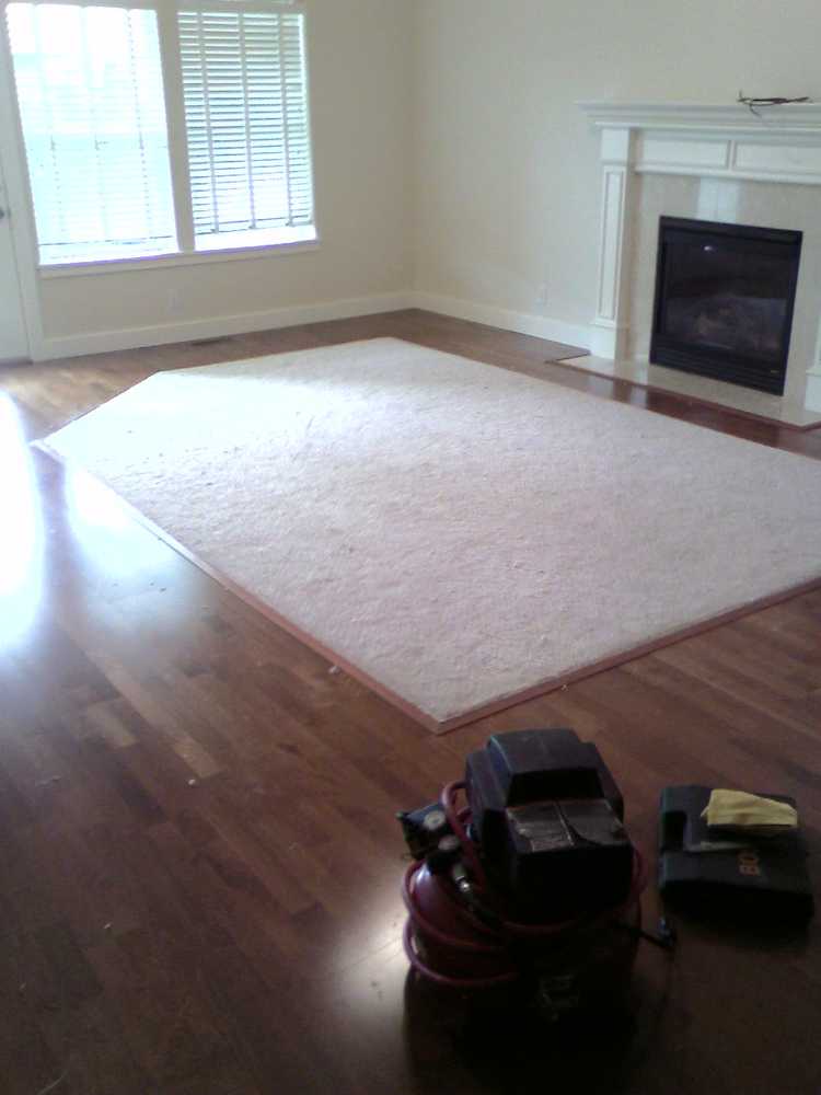 Engineered Wood FLoor with Carpet Inlay