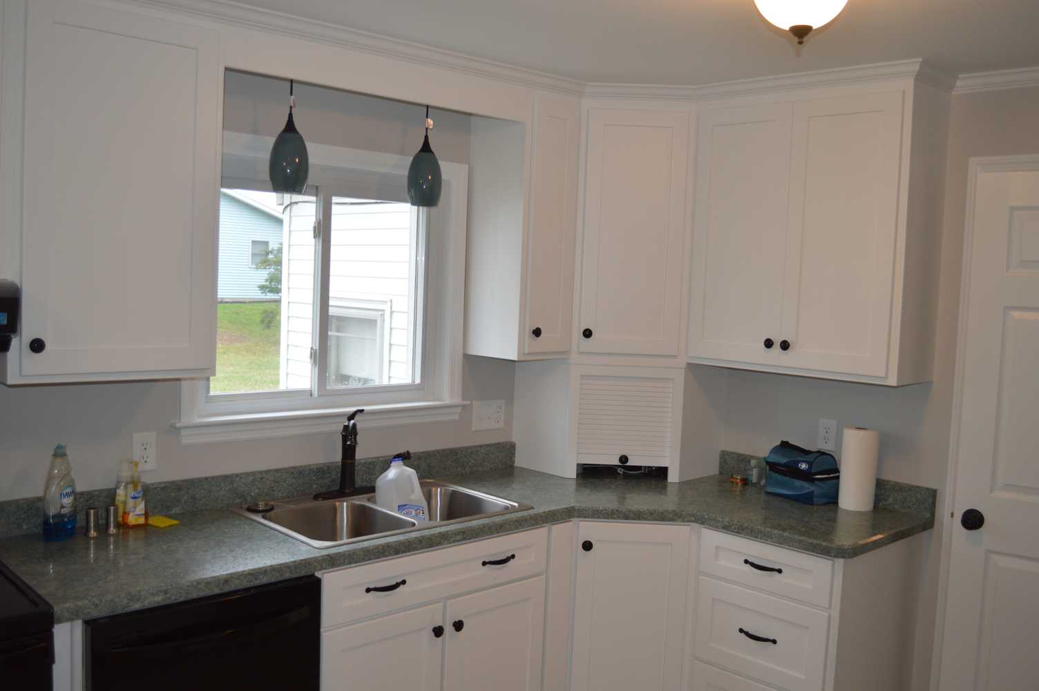 White and Gray Kitchen