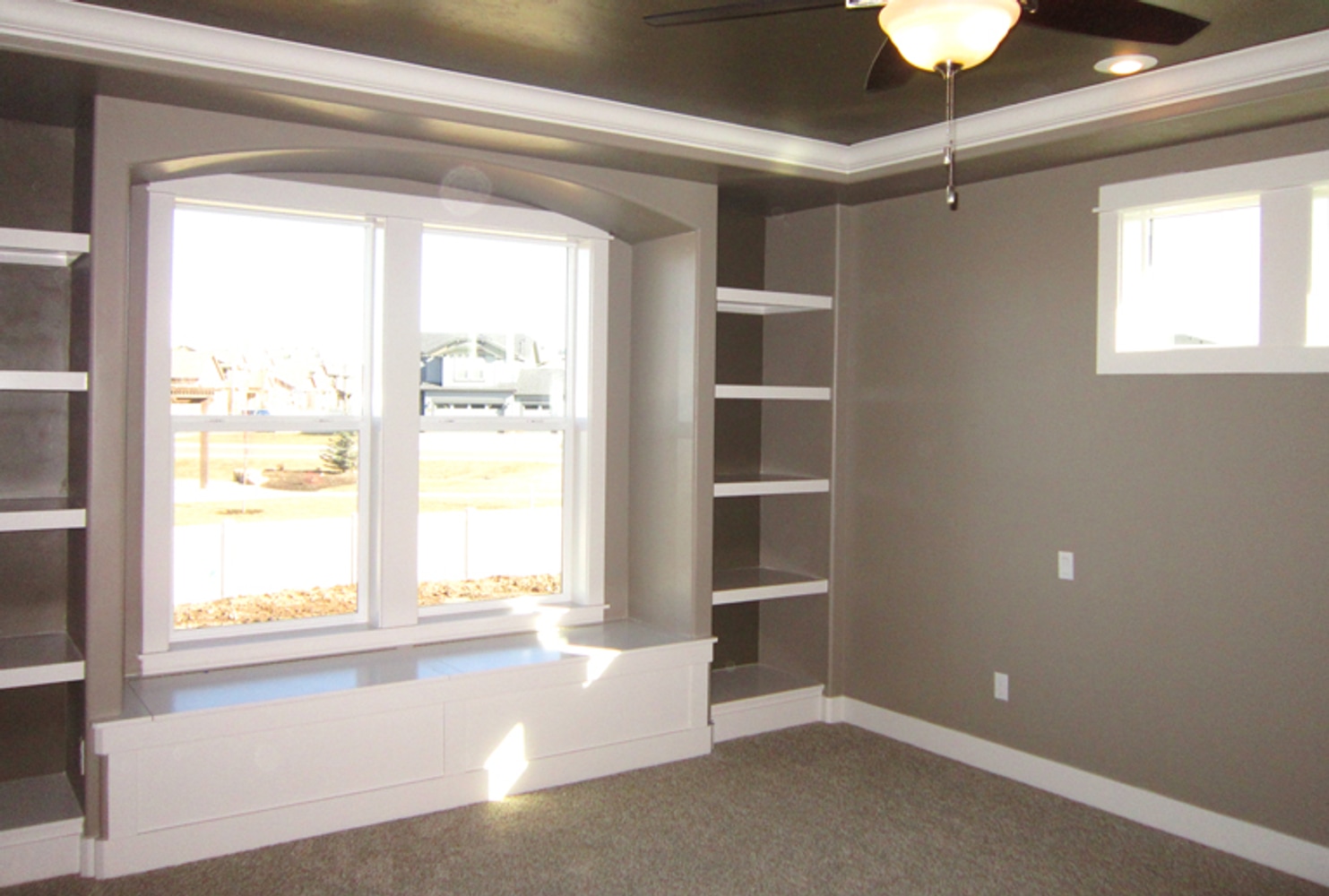 Photo(s) from Red Oak Development Llc