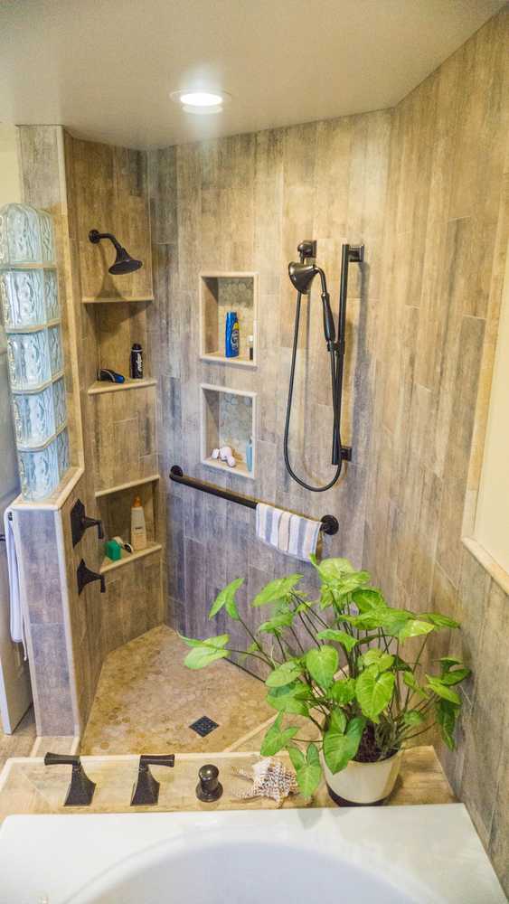 2014: Earthy Wood & Glass Master Bath