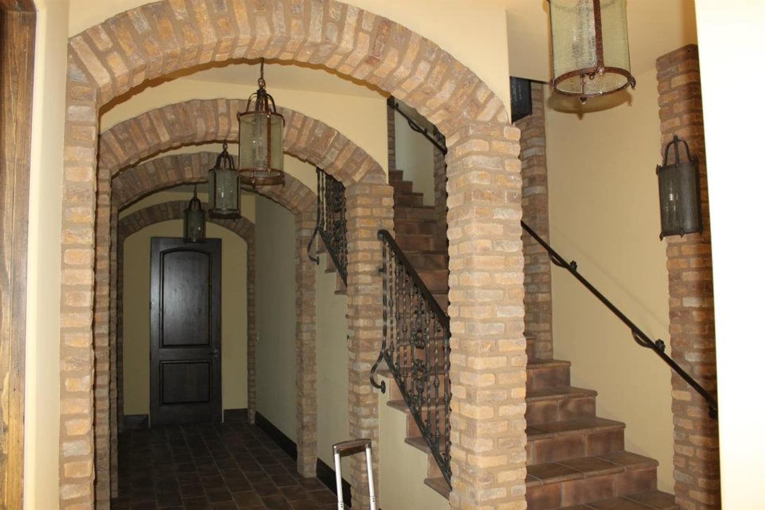 Placa Santa Maria Custom Home - Level Development Group Llc