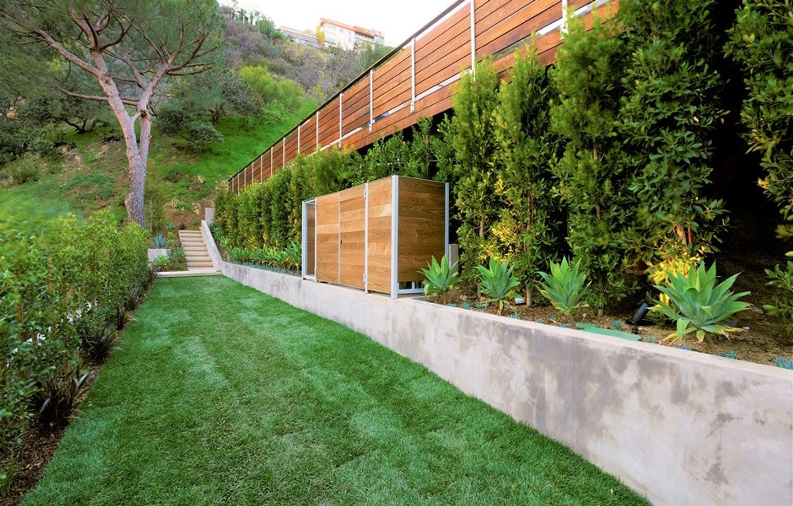Hollywood Hills Rising Glen Project 