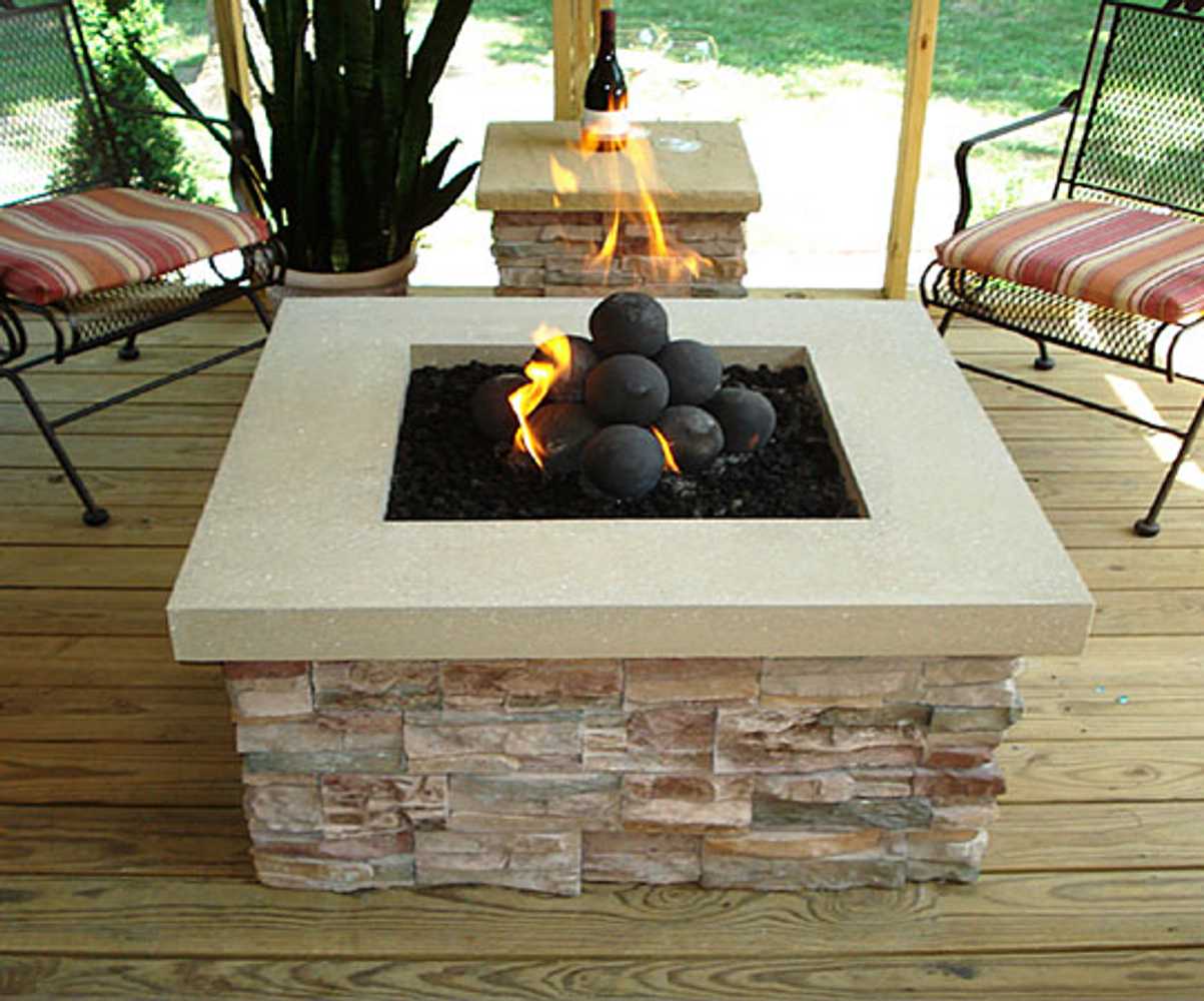 Outdoor projects-Swimming Pools/Decks/Patios/Firepits/rockwork/Cabanas