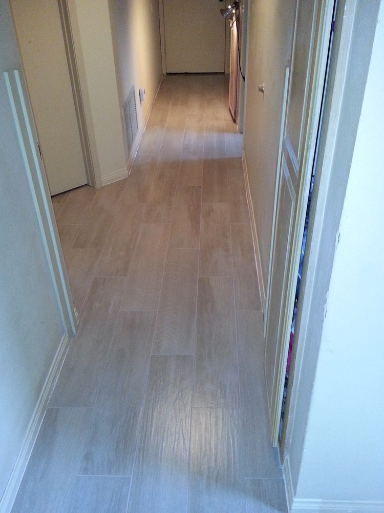 Porcelain wood plank