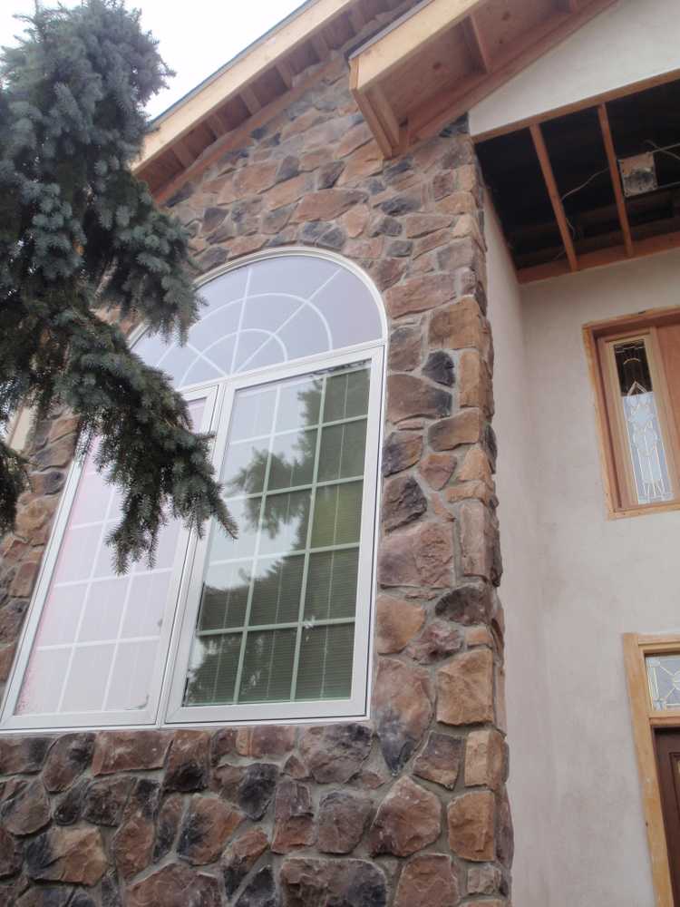 Stone veneer 