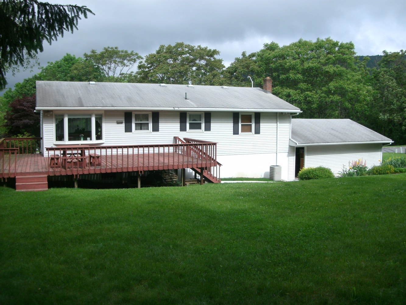 Power Washing House Cleaning Services Decks Roof Siding Bernville, PA 19506, USA; Birdsboro, PA 19508, USA; Blandon, PA 19510, U