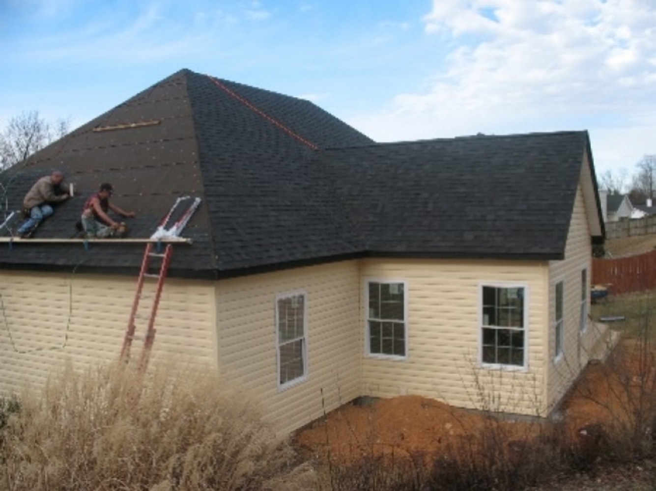Tear off and install of a new dimensional shingle roof in Johnson City, TN