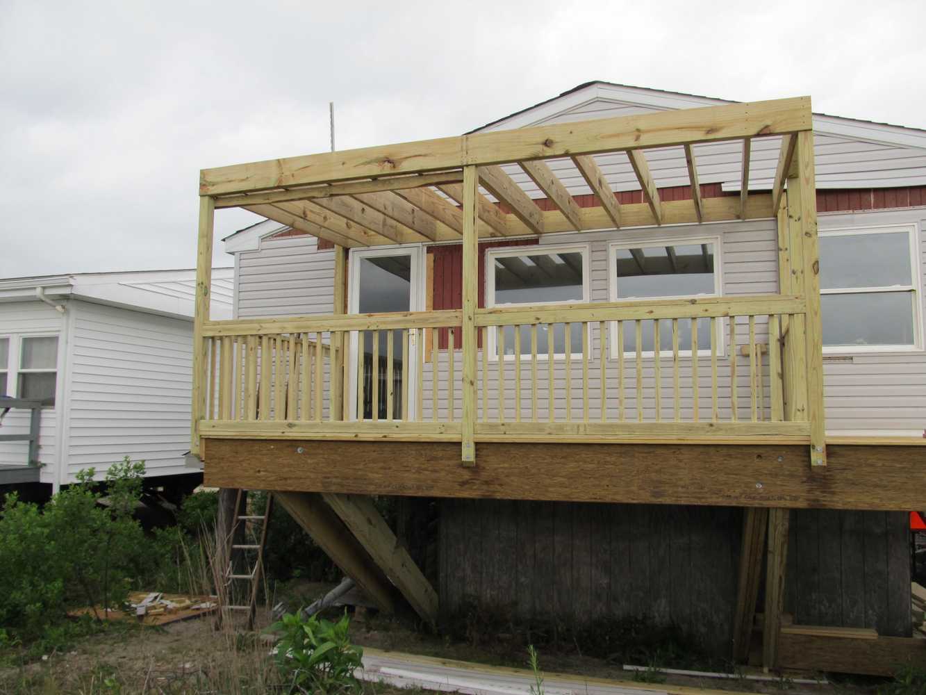 Cedar Rock Construction Decks