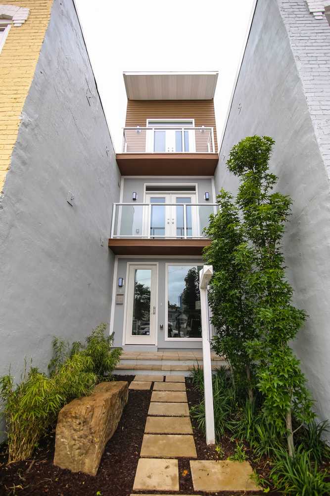 Ultra-Modern New Construction in Shaw