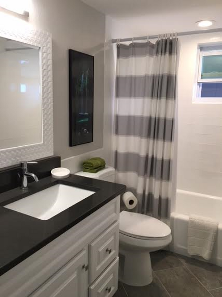 LONGBOAT KEY - BATH REMODEL