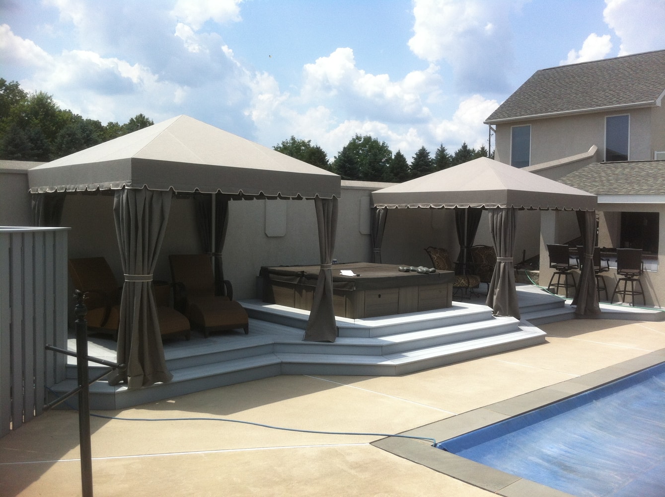 Stationary Canopies for homes