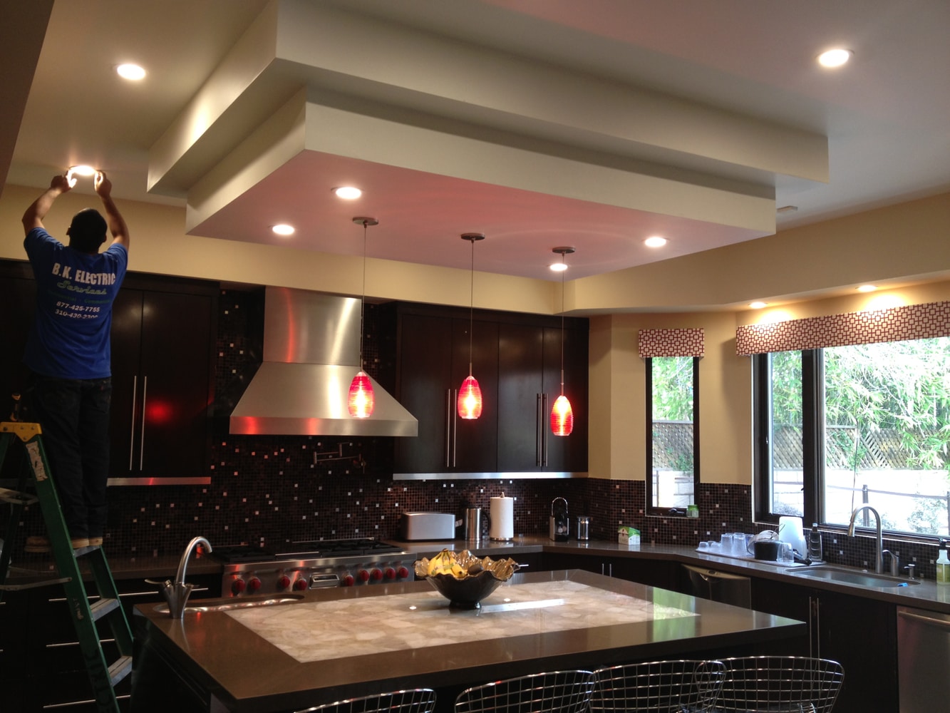 LED Lighting/Fiber Optics