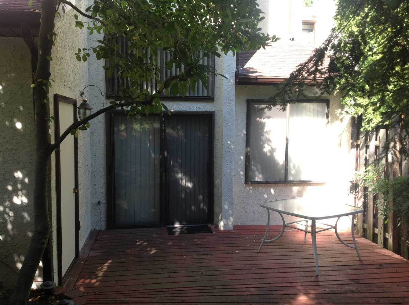 Exterior Stucco Power wash and repaint Photos