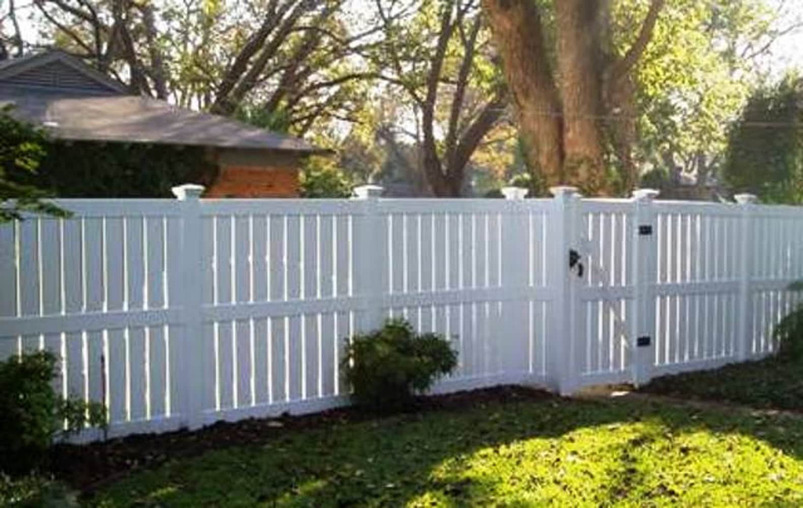 Future Outdoors Vinyl Fences