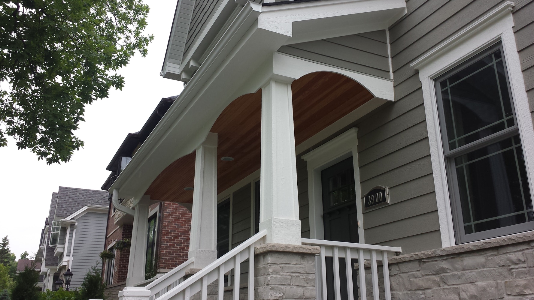 Ceiling and Posts - Western Springs IL