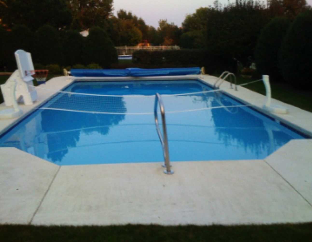 Custom Pools by Bonema Construction