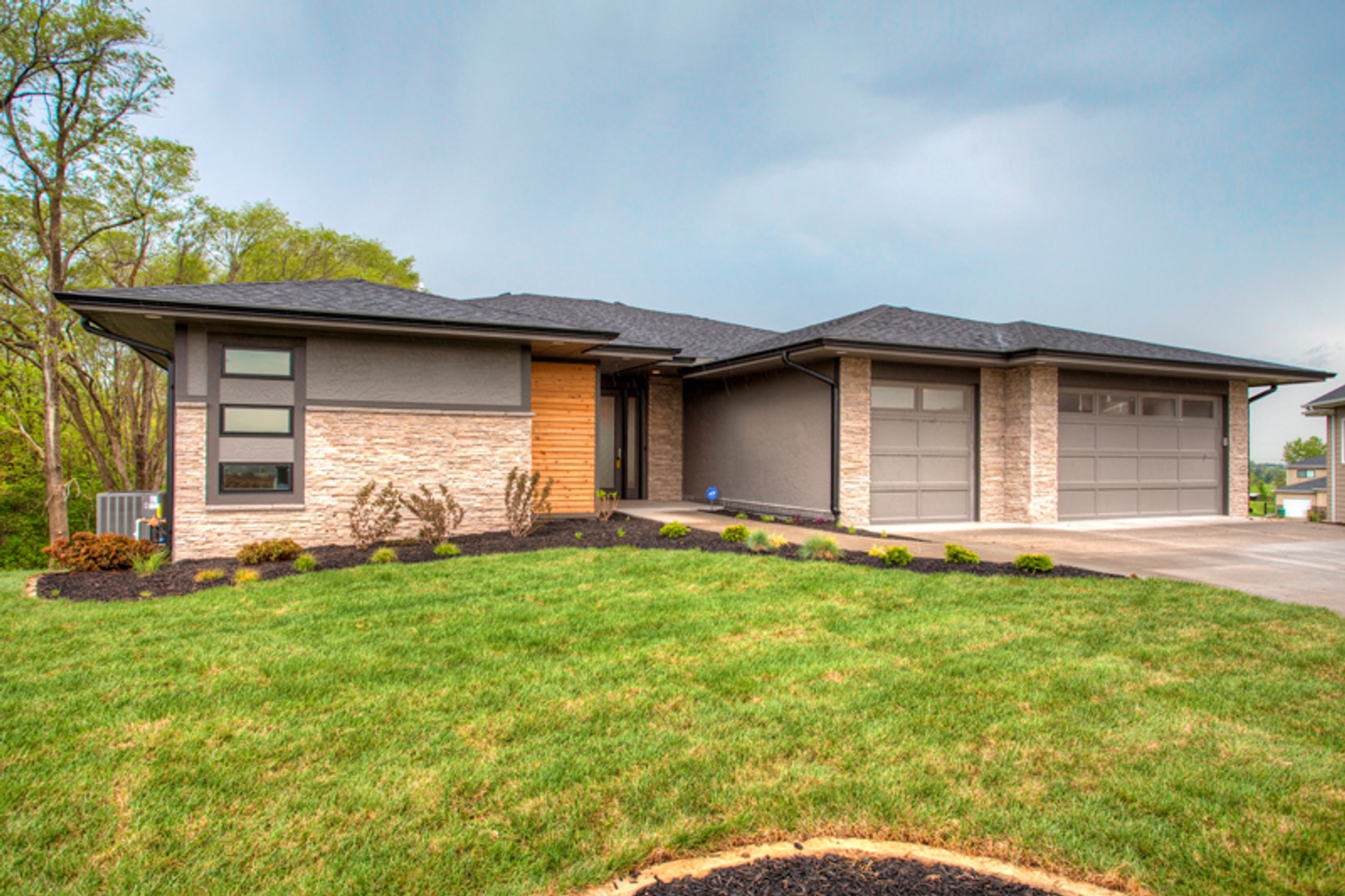 9427 Foxtail Cir, Norwalk