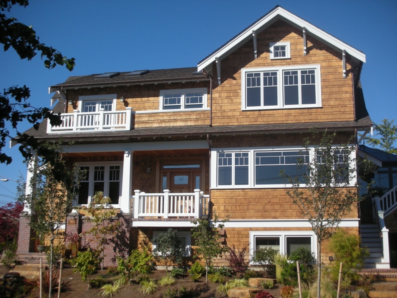 Custom Craftsmen- #1 cedar shingle siding