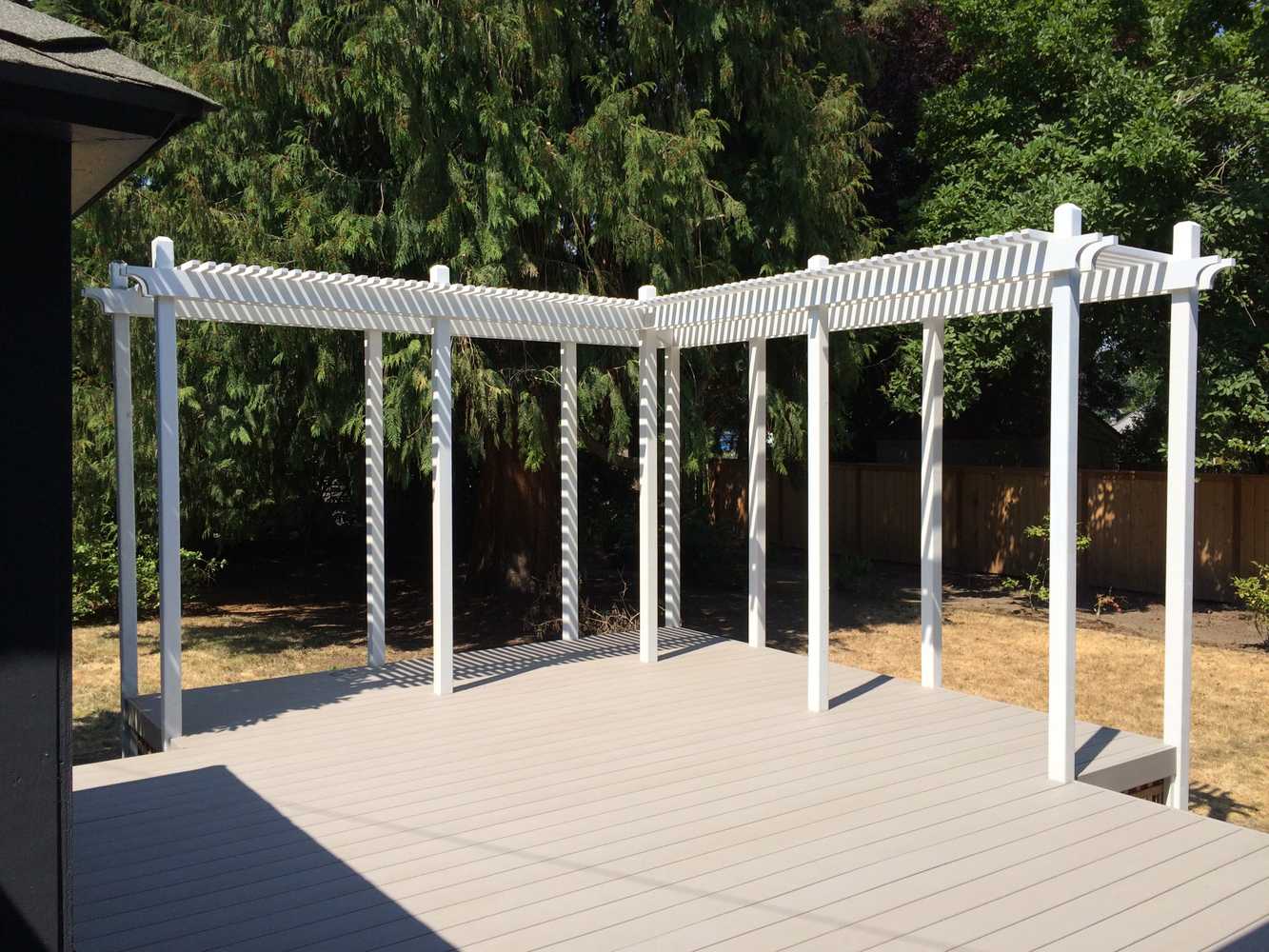 Deck & Trellis in South Salem