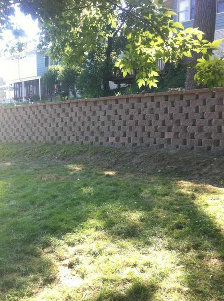 Lego Services - 52 Ft. Retaining Wall
