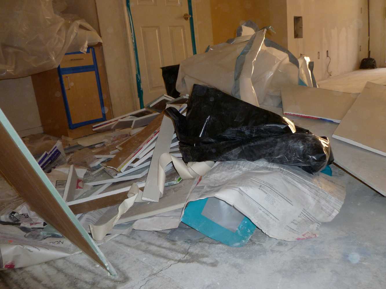 EZ Does It Junk Removal - Got Junk in Escondido, Del Mar or Anywhere else in San Diego?