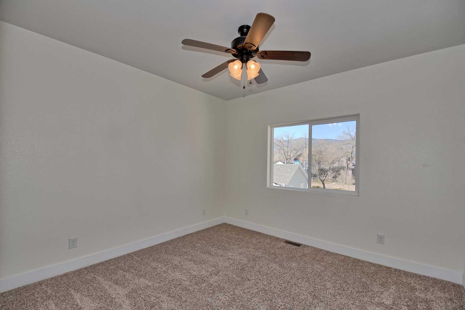 726 N Royer