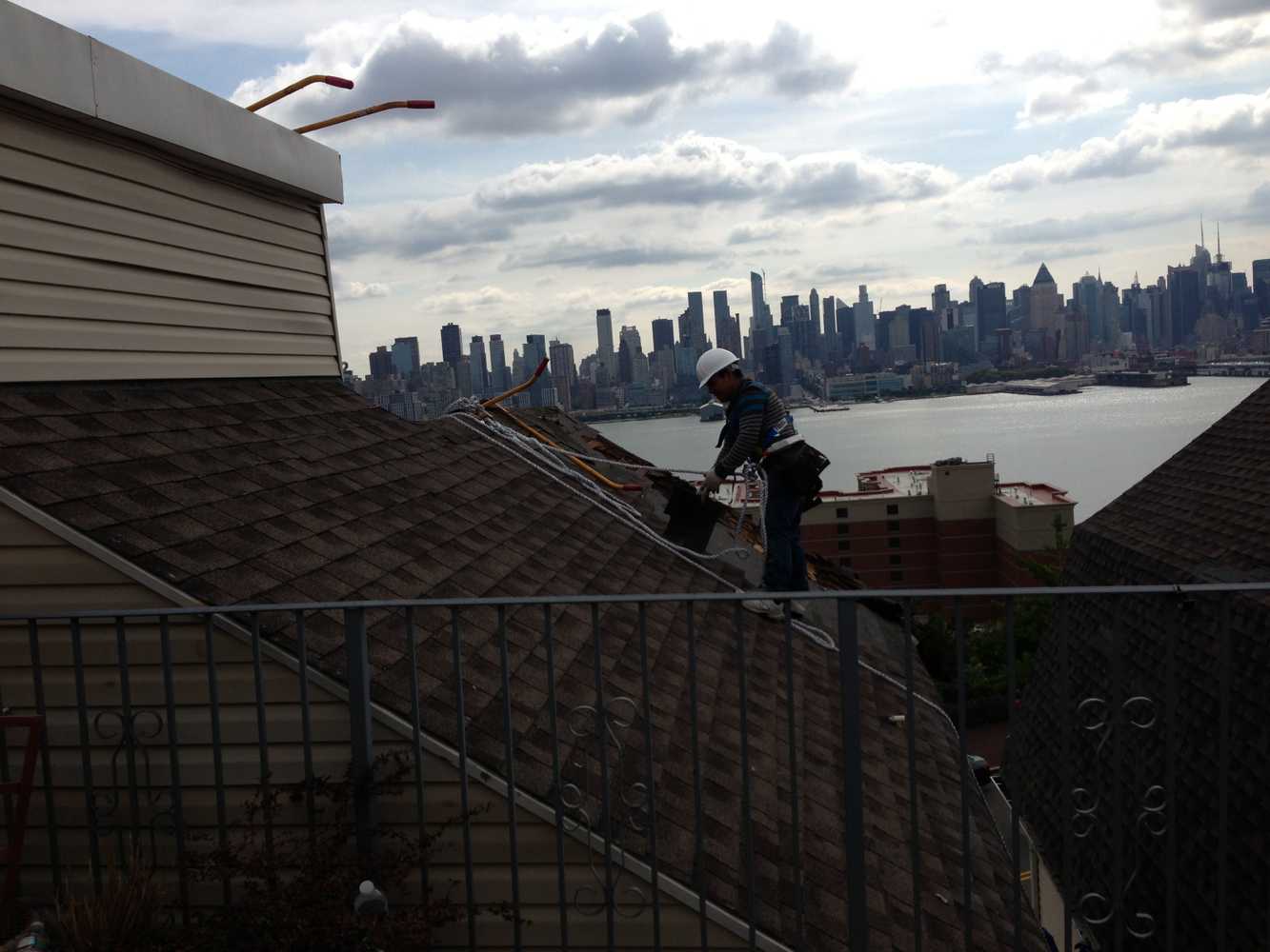 Flat roofing repair services