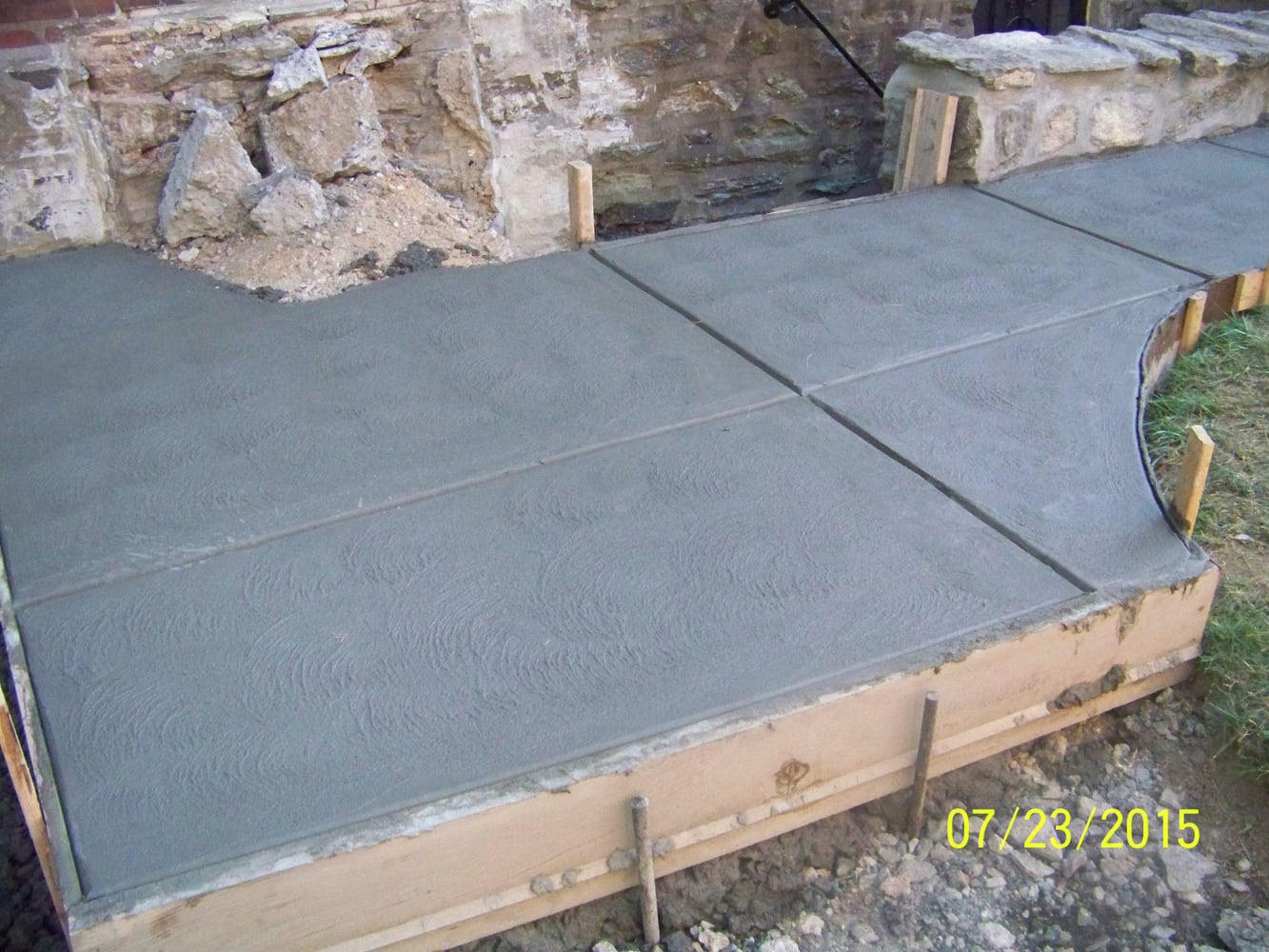 2339 Bryn Mawr Ave back patio