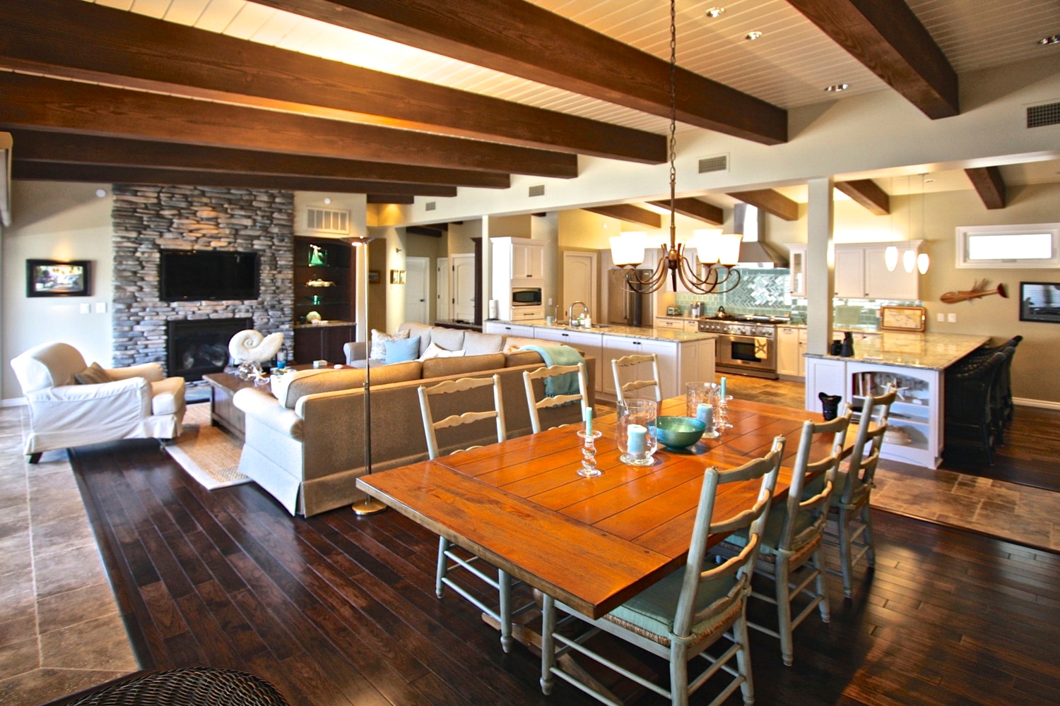 Photo(s) from Straight Up Builders Inc