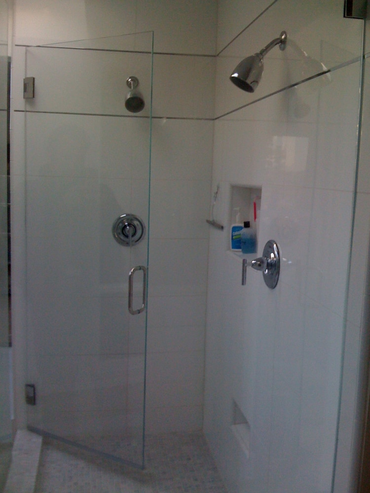 Project photos from 777 PLUMBING INC.