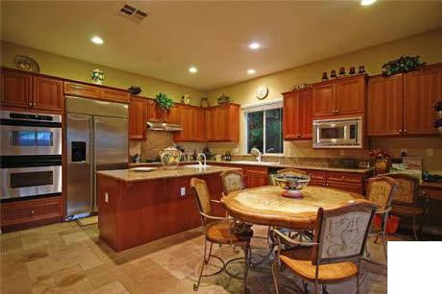 Photo(s) from Timothy Lee Morton