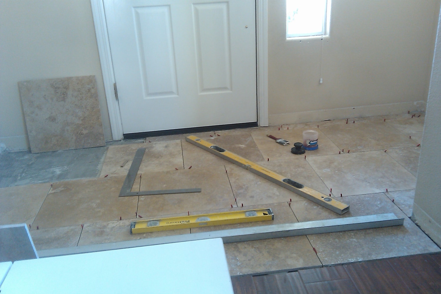Travertine Tile Entryway