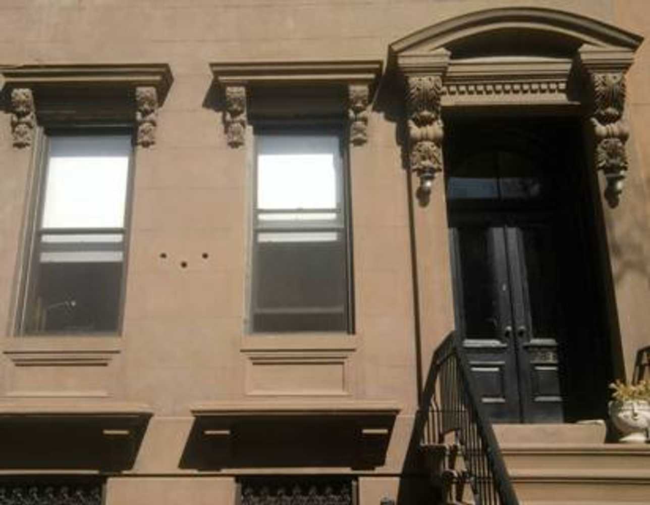 Brownstone Restoration