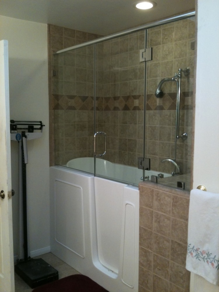 Barthroom's In Santa Barbara