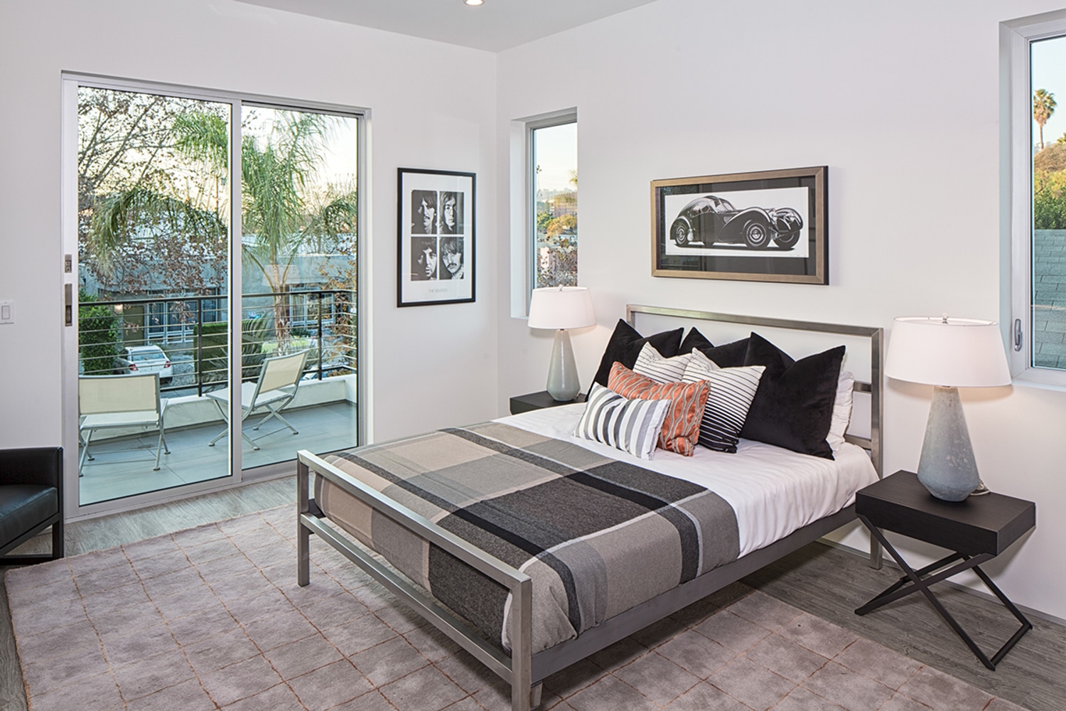 West Hollywood Modern New Construction - Oakwood