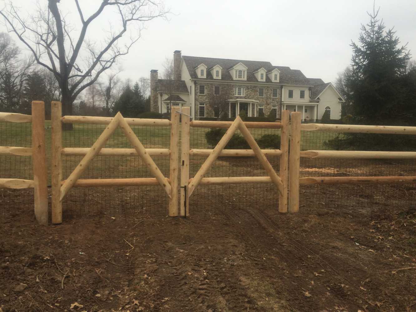 Salerno Fence Installations and Ideas