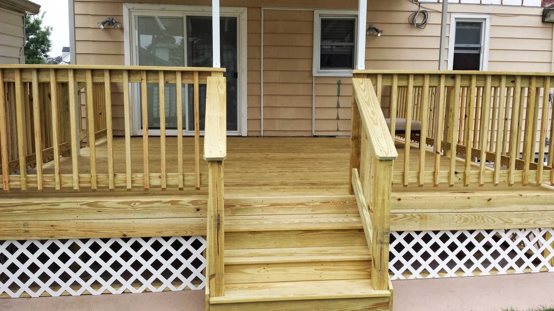 Decks from Li Decks And Remodeling Ltd