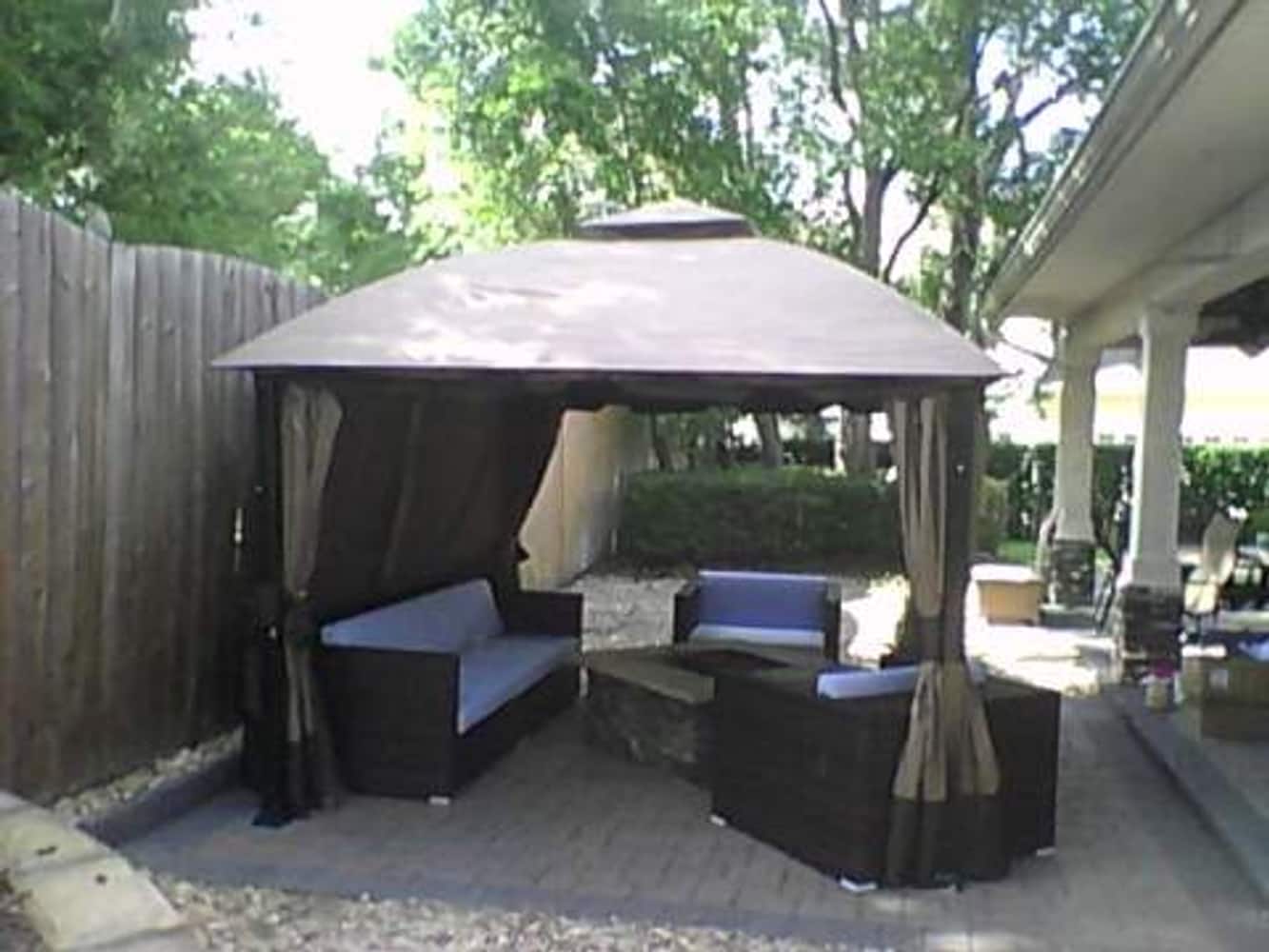  Orlando Handyman Service installs a new Gazebo