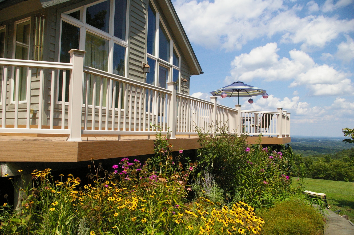 DECK IN DELAPLANE VIRGINIA
