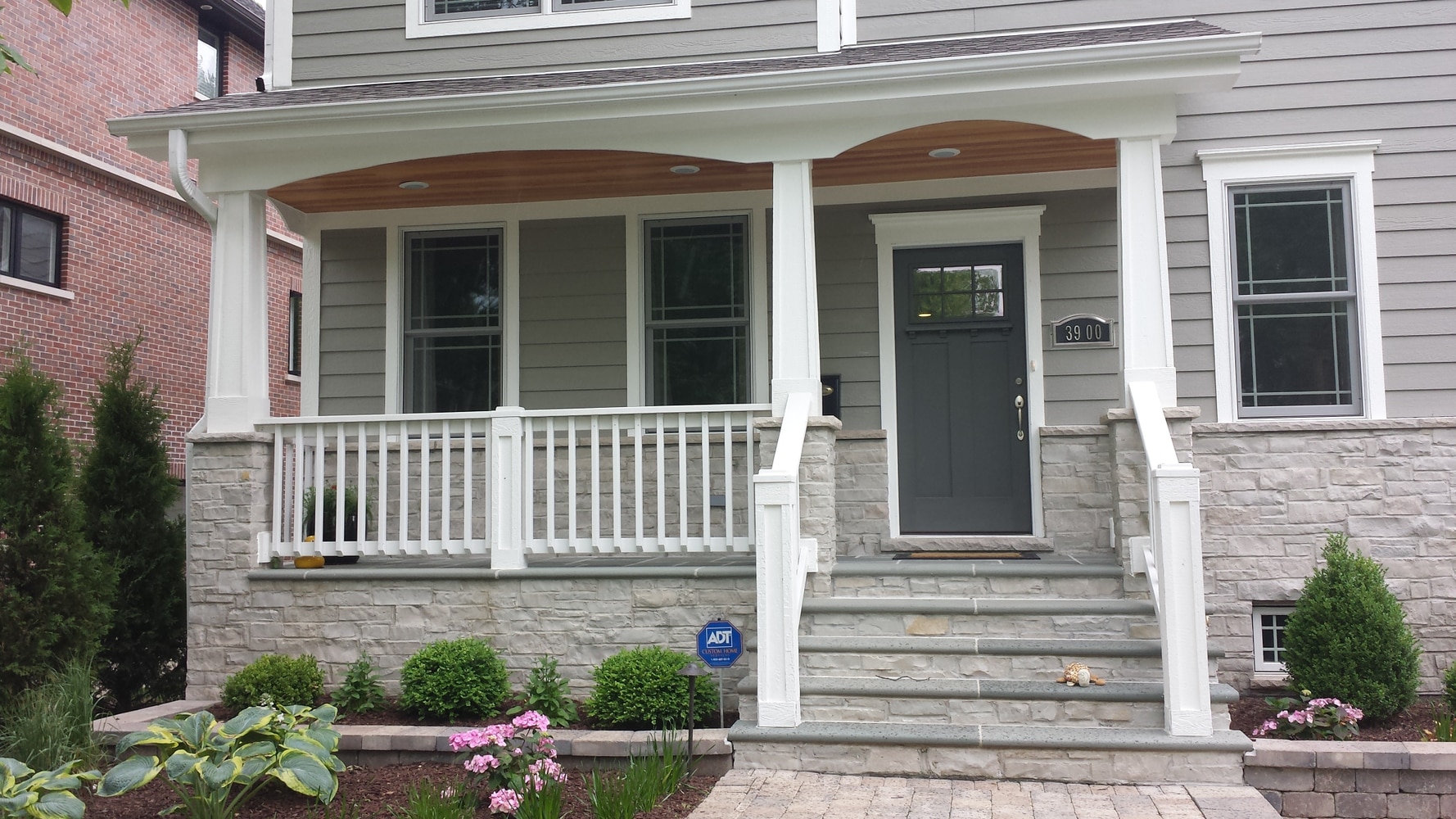 Ceiling and Posts - Western Springs IL