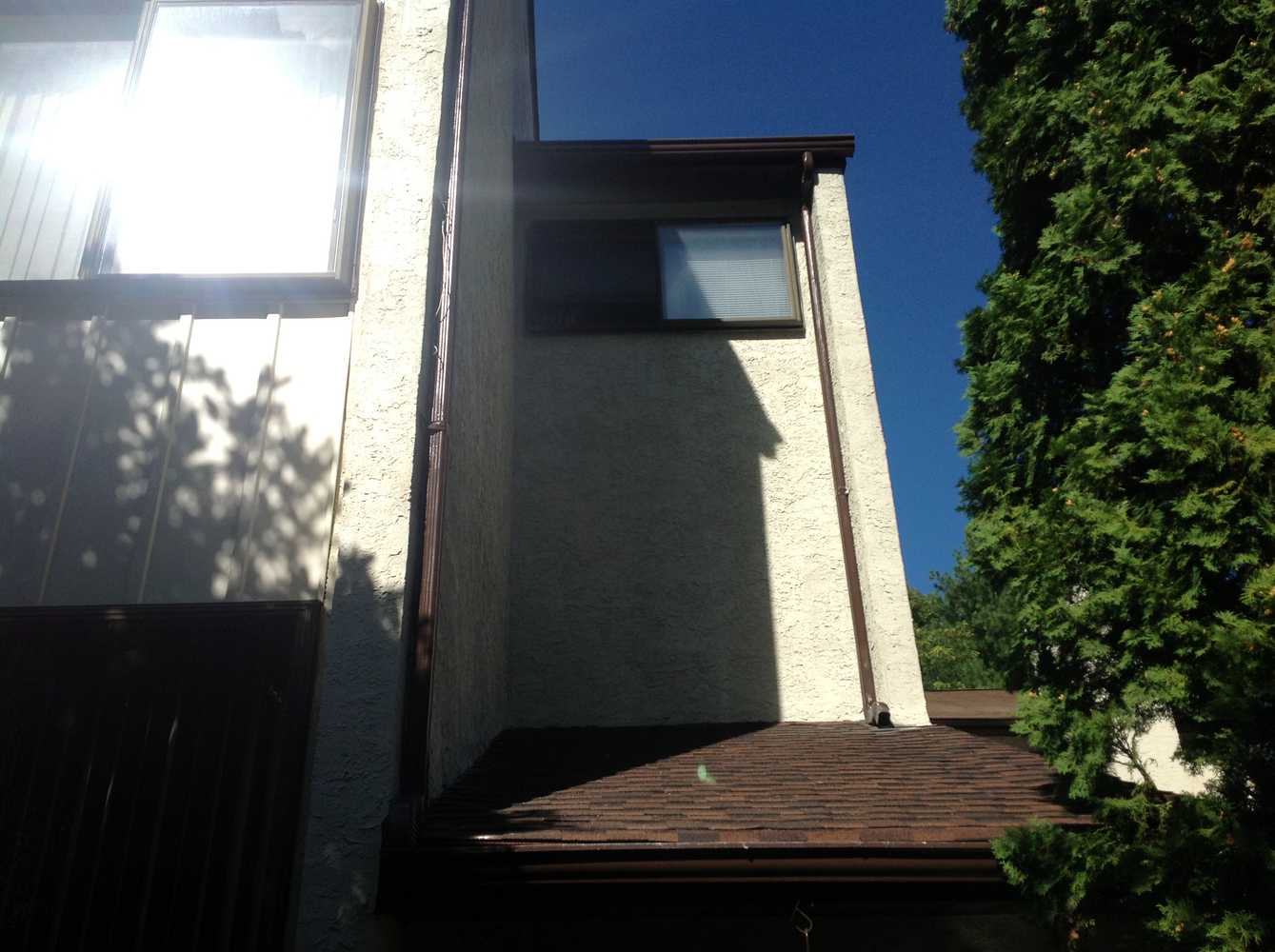 Exterior Stucco Power wash and repaint Photos