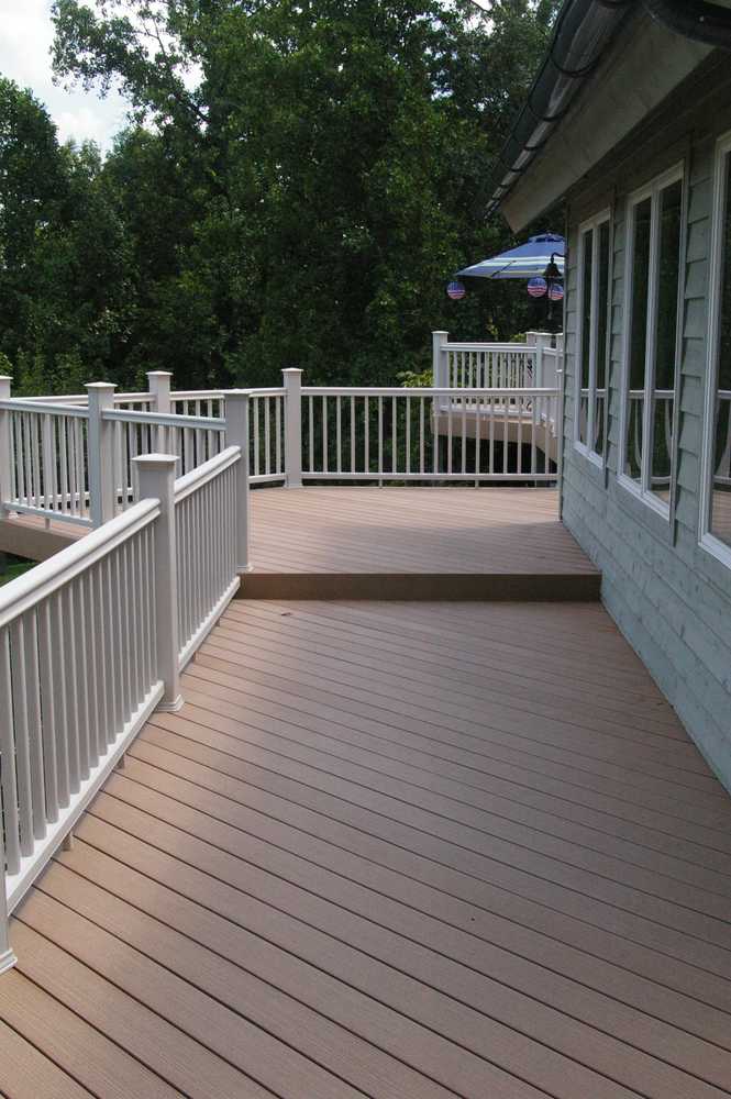 DECK IN DELAPLANE VIRGINIA