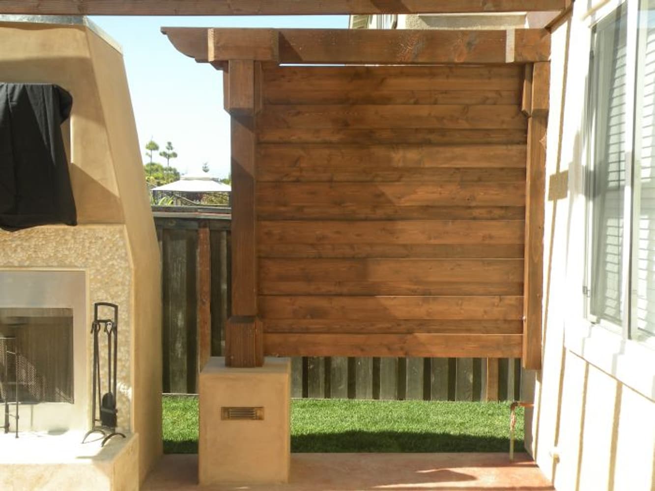 Orange County Outside Bar and Fireplace