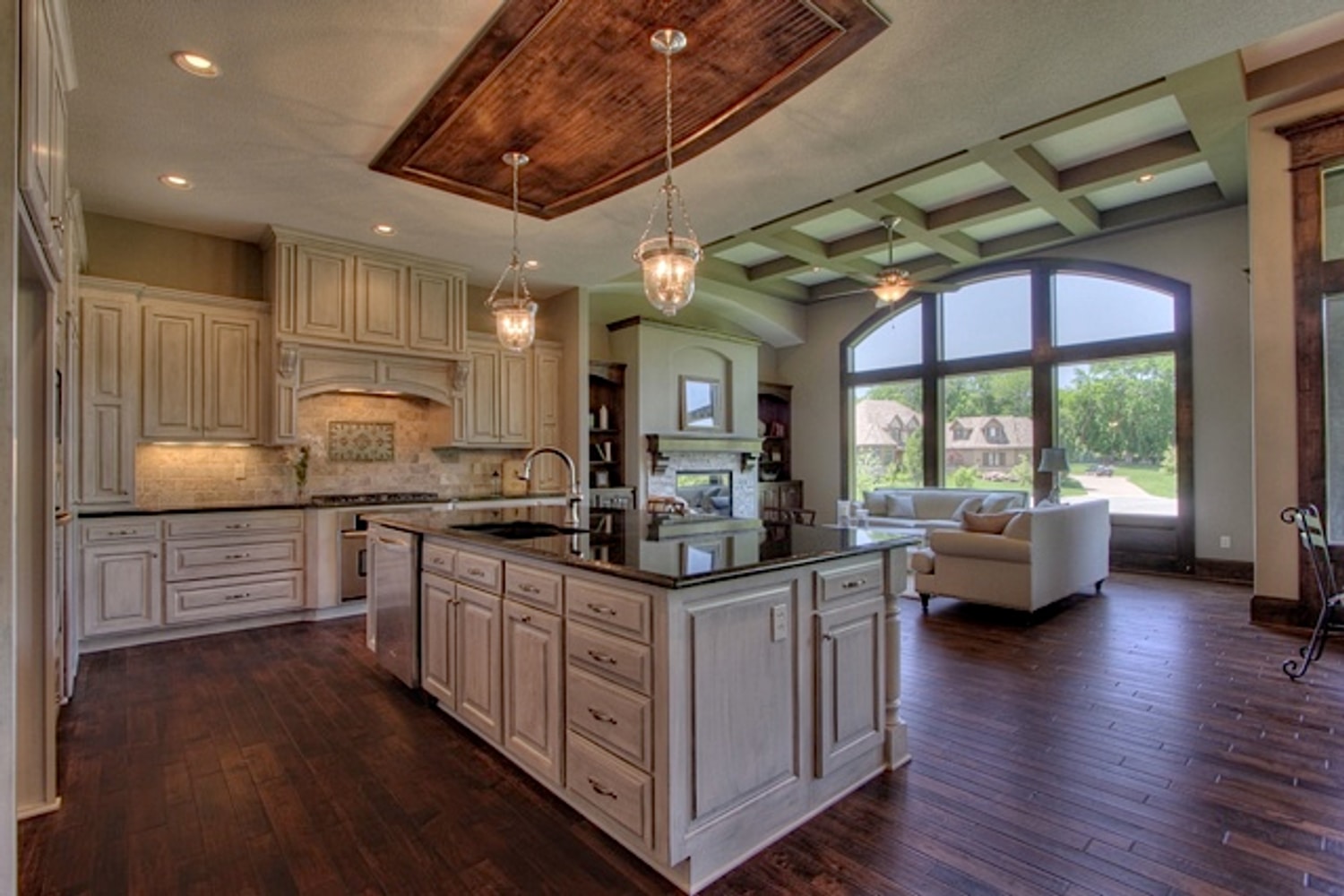 Bellagio Reverse w/ Side Entry