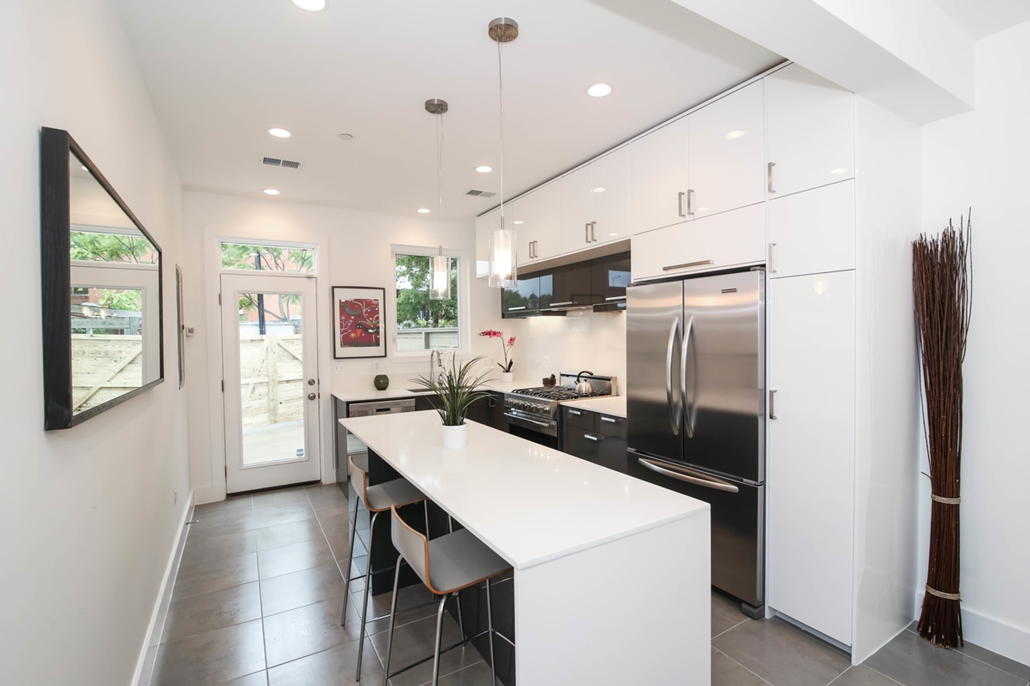 Ultra-Modern New Construction in Shaw