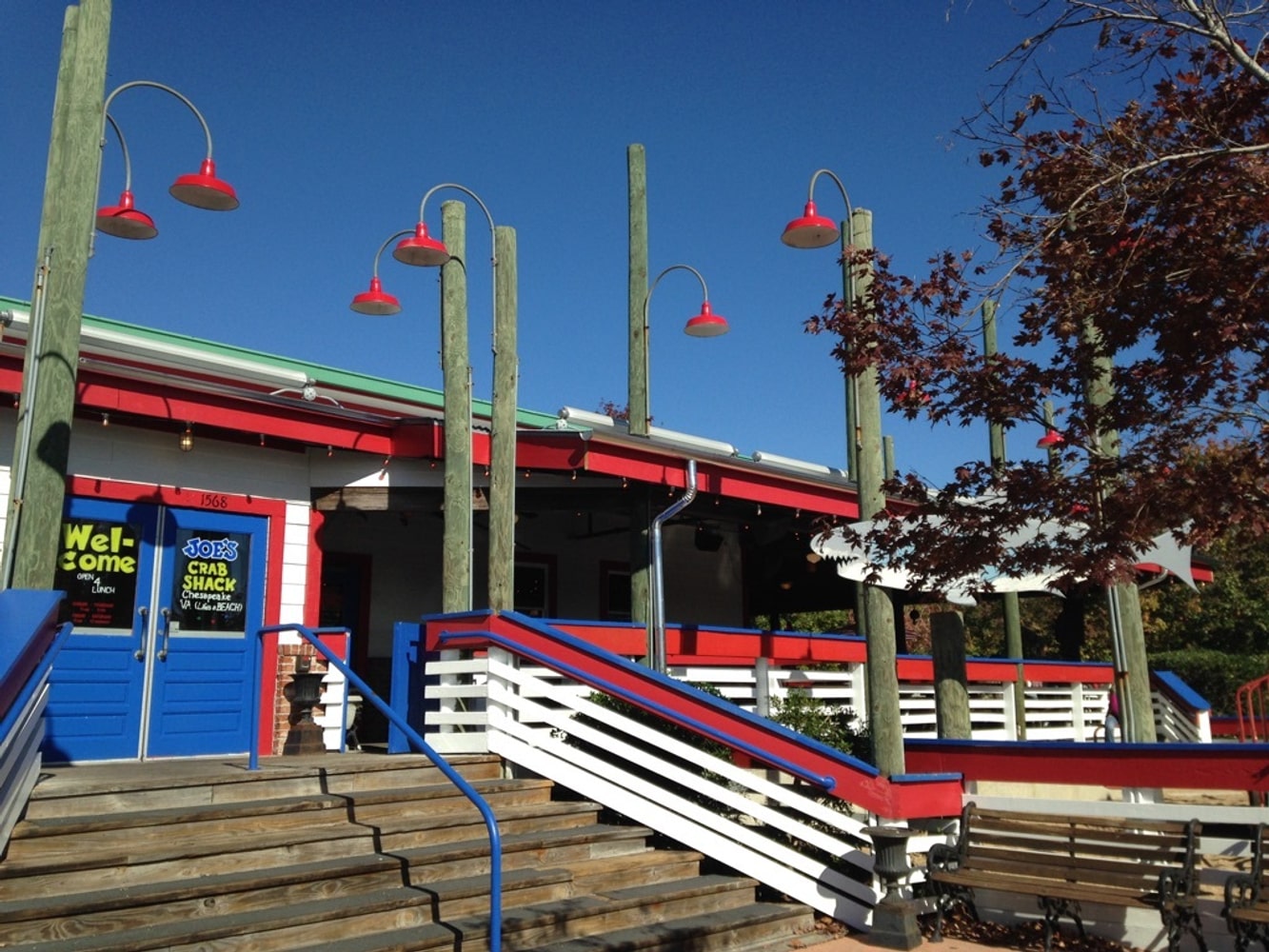 Job--Joe's Crab Shack