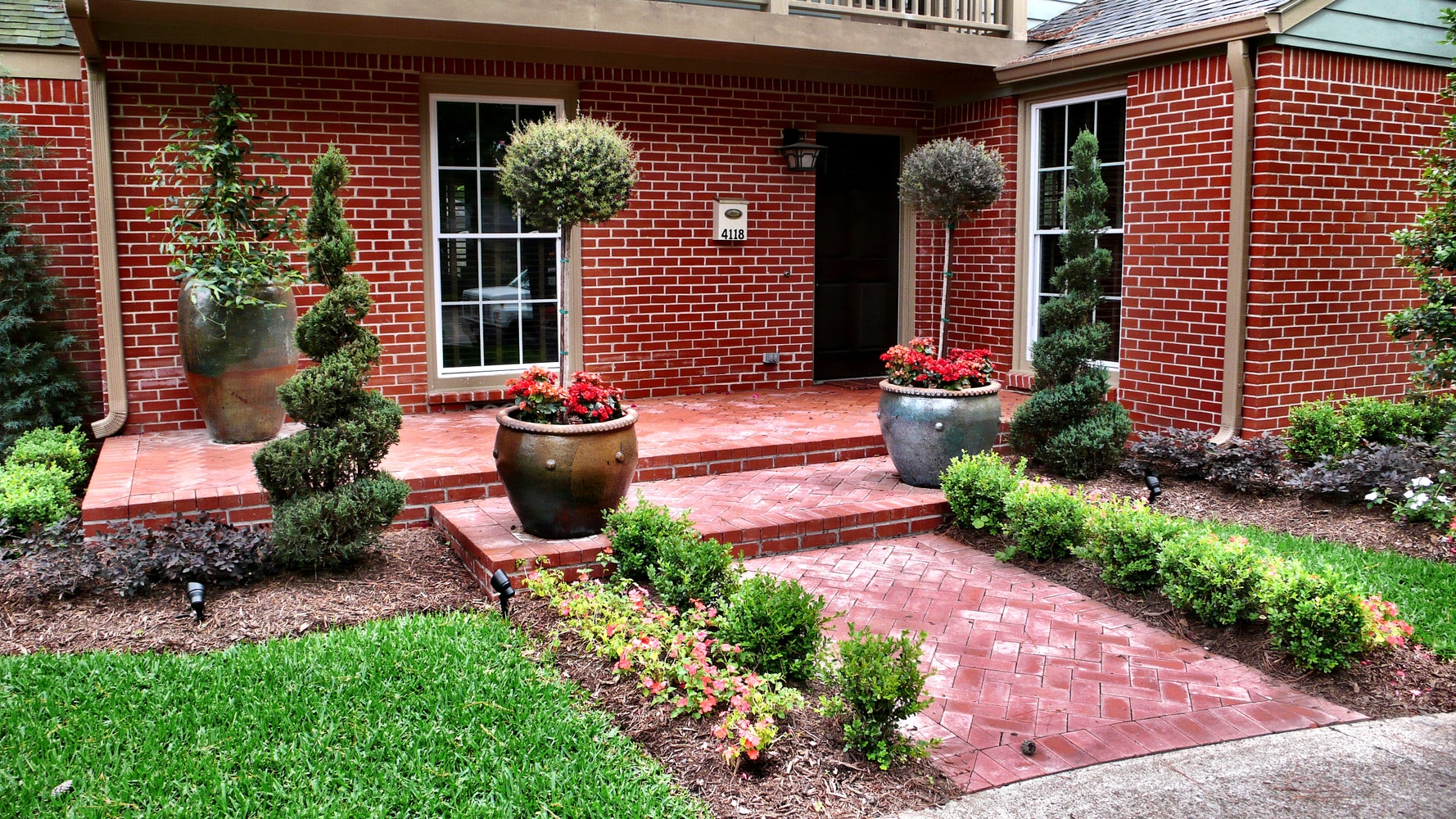 Riverside Terrace - Fernwood Residence