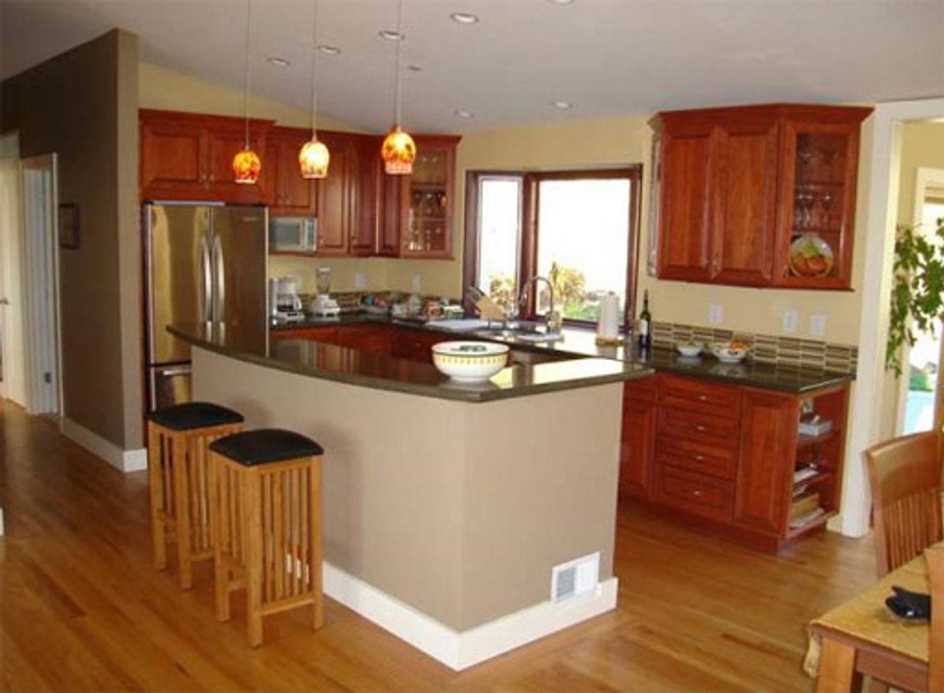 Kitchen remodeling 