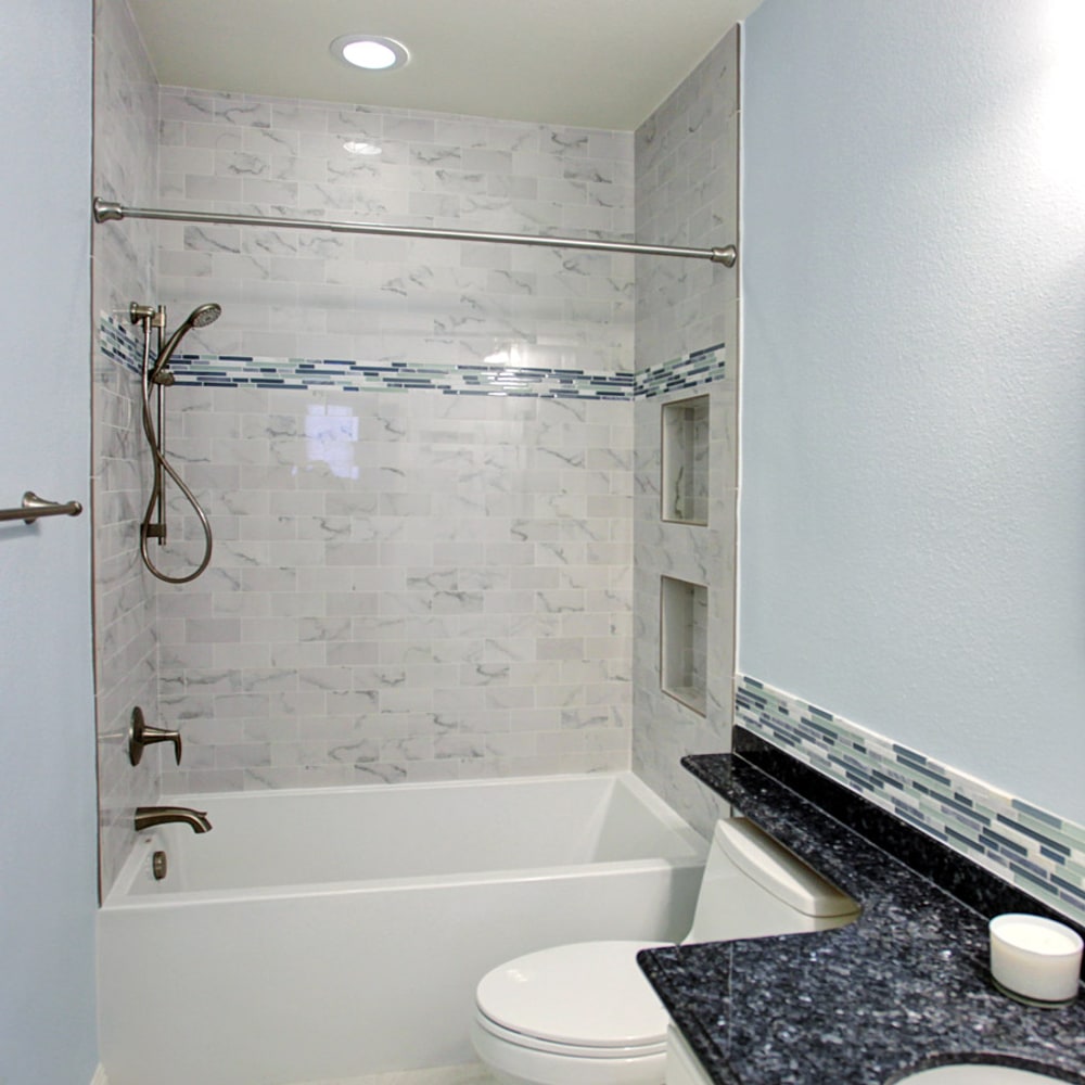 La Crescenta - Master & Guest Bathrooms